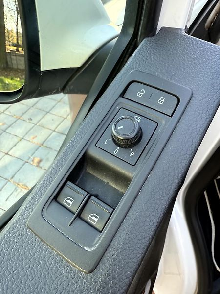 Volkswagen T6 2.0 TDI 84 kW - fotka 20 z 34