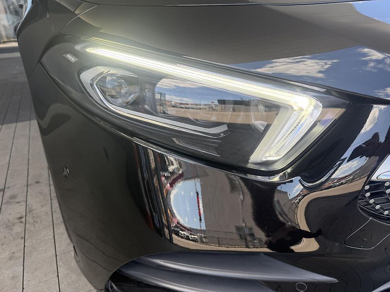 Mercedes-Benz Třídy A (2019) A 180d sedan - fotka 15 z 38