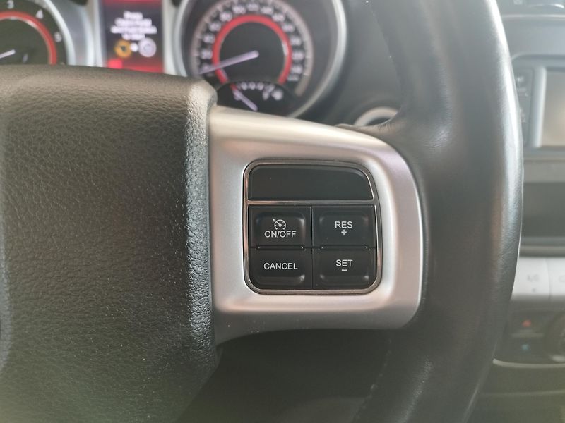 Fiat Freemont (2011) 2,0JTD,103KW,7MÍST,ALU,TAŽNÝ - fotka 30 z 32