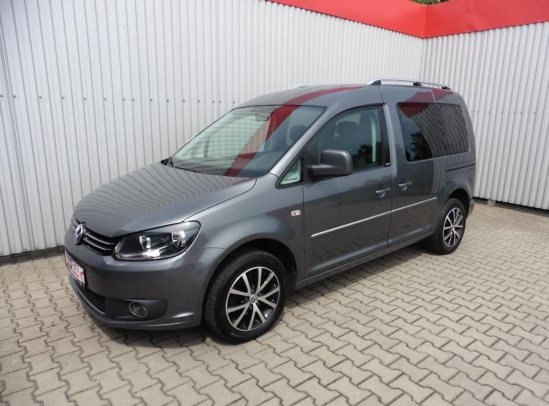 Volkswagen Caddy 1,6 TDI Cup,  Aut.klima, 1.Maj - fotka 1 z 13