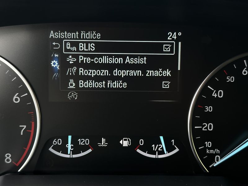 Ford EcoSport (2022) 1.0/92kW * ST-Line * Xenon - fotka 11 z 41