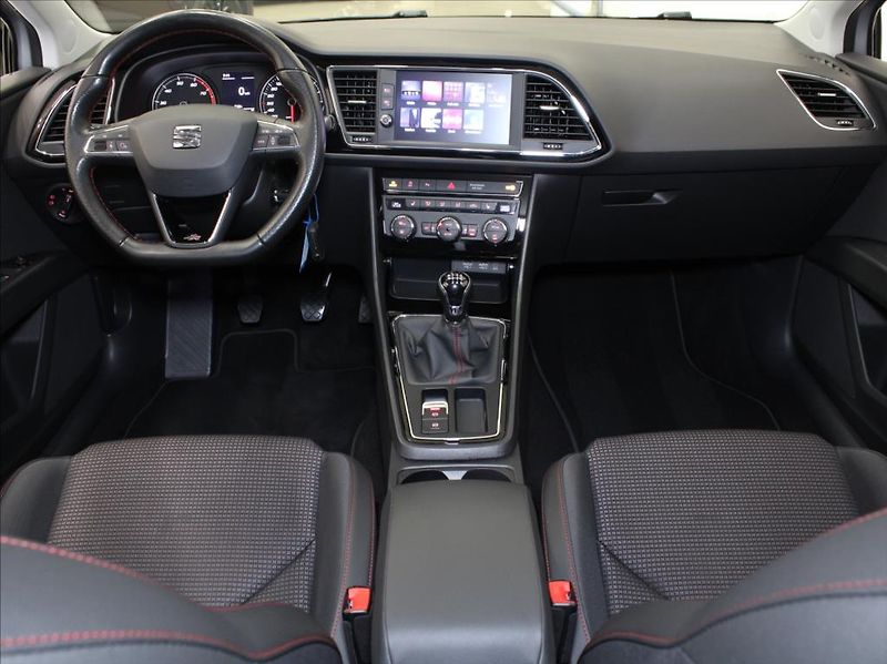 Seat Leon 1,5 TSi 96kW FR ST LED 71tkm.Č - fotka 8 z 26