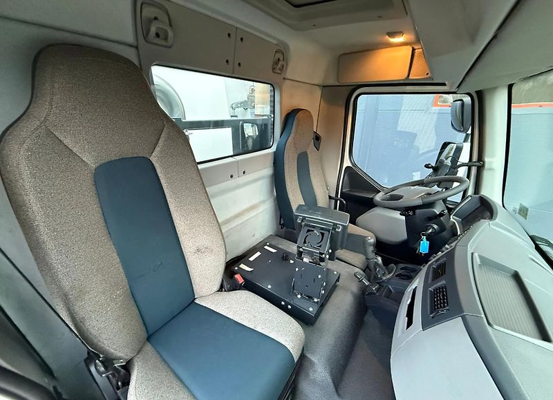 Volvo FL 15.250 ZAMETAČ JOHNSTON  - fotka 13 z 18