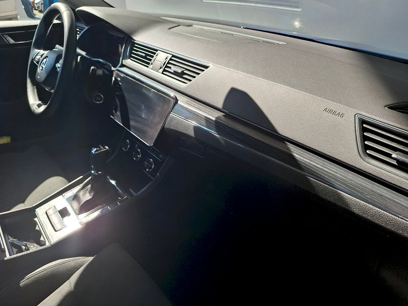 Škoda Superb (2024) COMBI STYLE PLUS TD 110/2.0 7D - fotka 30 z 33