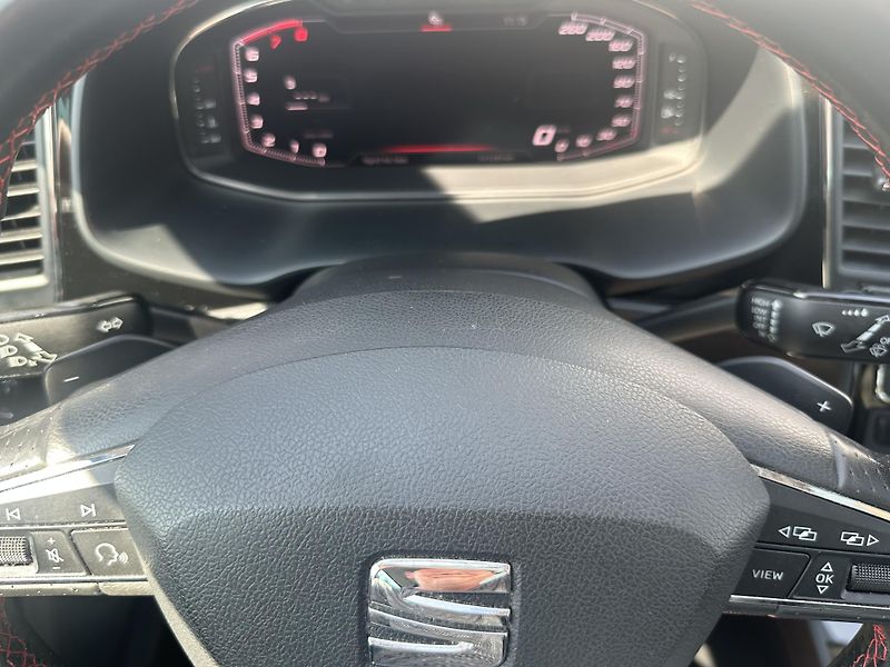 Seat Leon (2019) 1.5 TSI Virtual, ser.historie - fotka 26 z 36