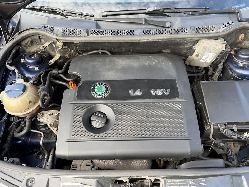 Škoda Fabia 1.4I 16v - fotka 18 z 19