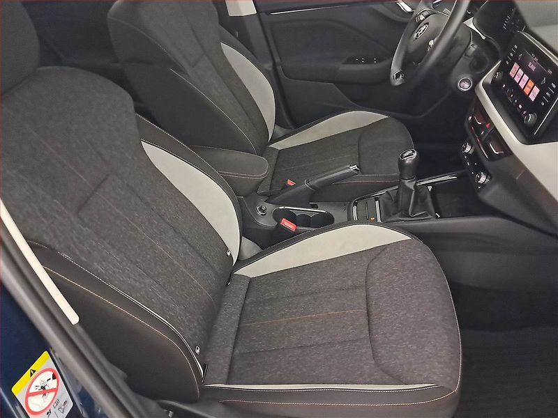 Škoda Kamiq (2021) Style Plus 1.0 TSI, Serv.kniha - fotka 9 z 23