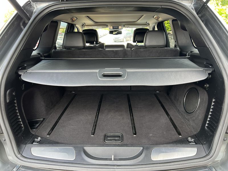 Jeep Grand Cherokee 3.0CRD OVERLAND KŮŽE odp.DPH - fotka 35 z 54