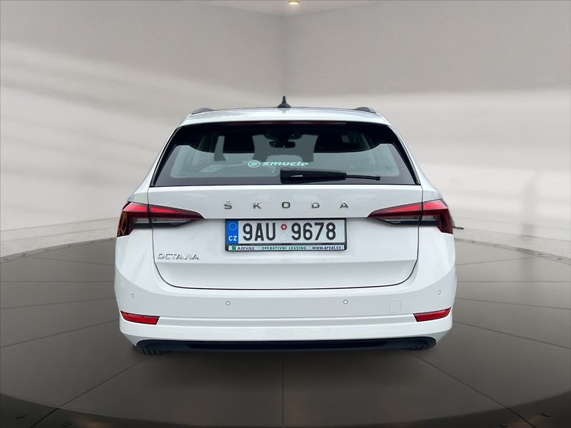 Škoda Octavia 2,0 TDI Ambition - fotka 5 z 11