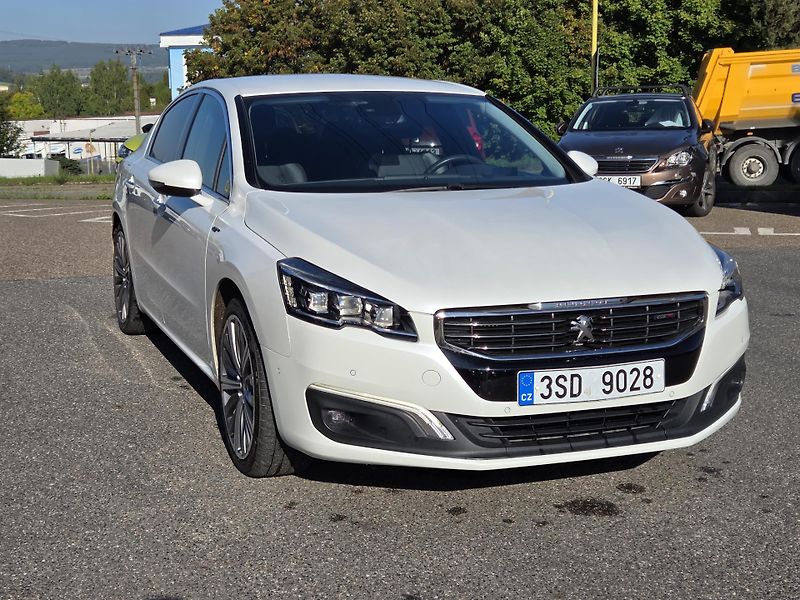 Peugeot 508 (2014) 2.2 HDi 204 GT EAT6 - fotka 7 z 32