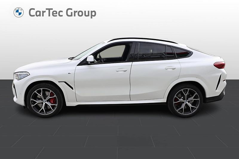 BMW X6 xDrive40d - fotka 2 z 15