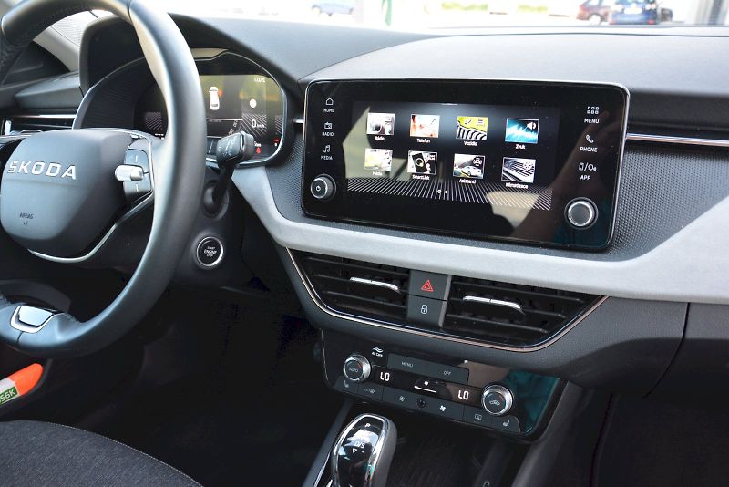 Škoda Kamiq (2025) 1.0 TSI 85 kW TOP Selection DS - fotka 22 z 25
