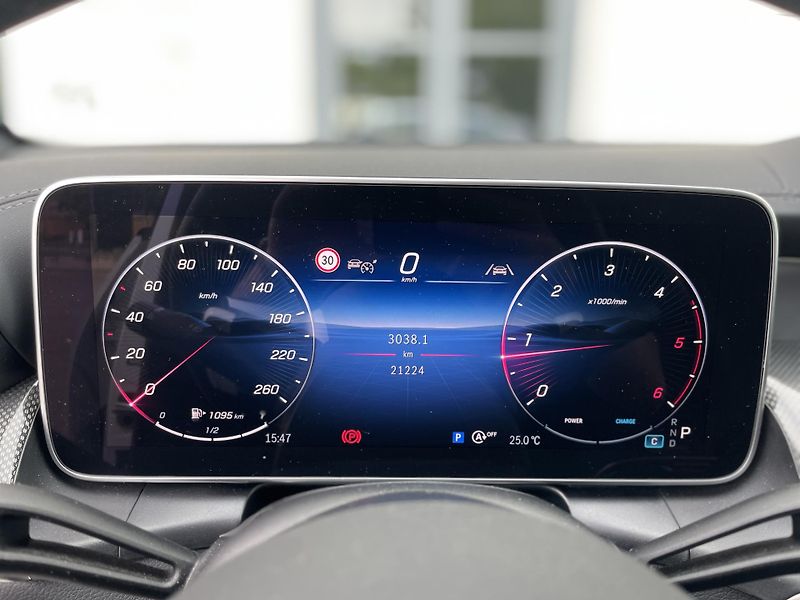 Mercedes-Benz GLC 200d 4Matic - fotka 20 z 29