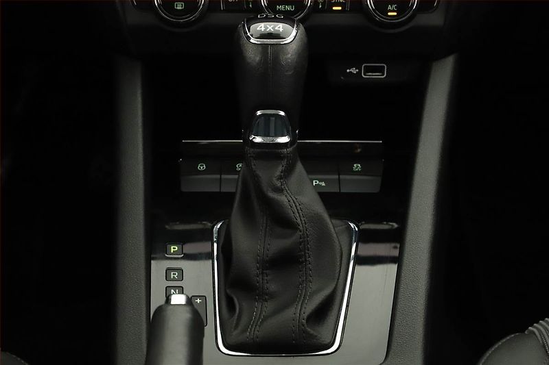 Škoda Octavia (2019) Style 2.0 TDI, 4X4, Automat - fotka 14 z 18