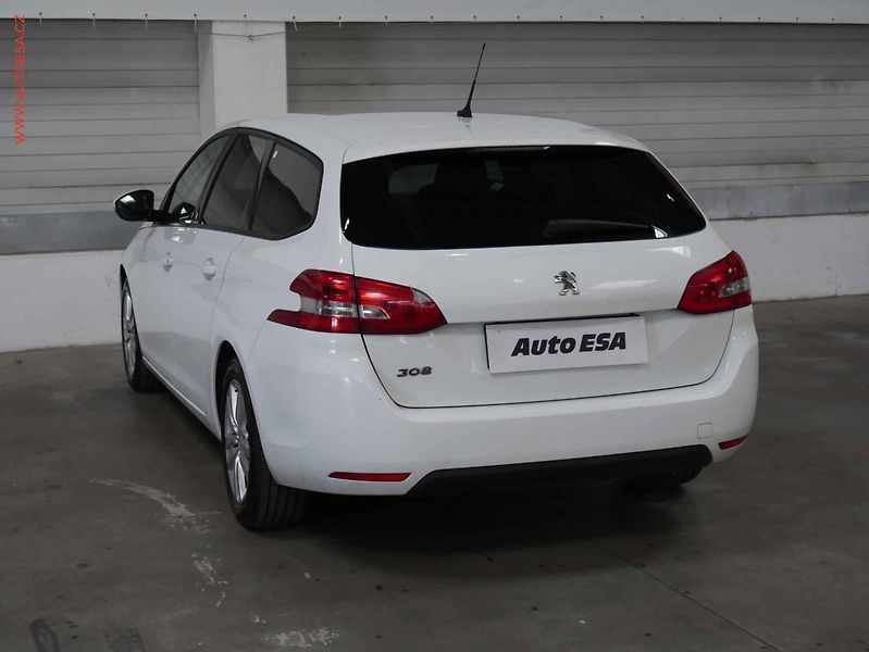 Peugeot 308 (2020) 1.5HDi, ČR, AC, tempo - fotka 4 z 17