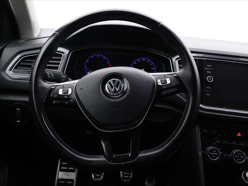 Volkswagen T-Roc 1,0 TSI Style Virtual 1.Maj. - fotka 14 z 30