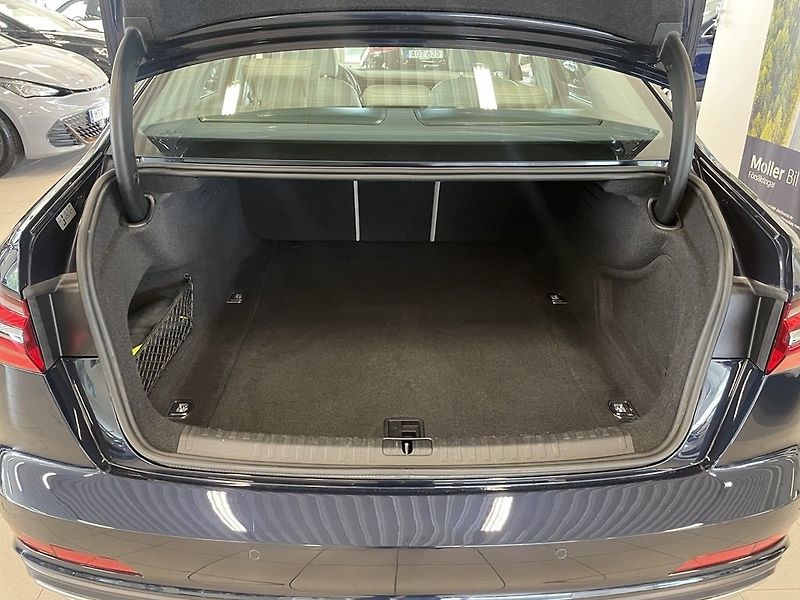 Audi A6 45TFSI q S-Line 360 NezTop Taž - fotka 17 z 18