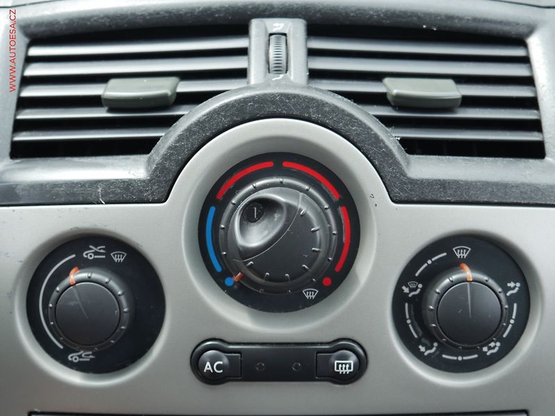 Renault Mégane (2004) 1.4 16V, STK4/28 - fotka 14 z 17