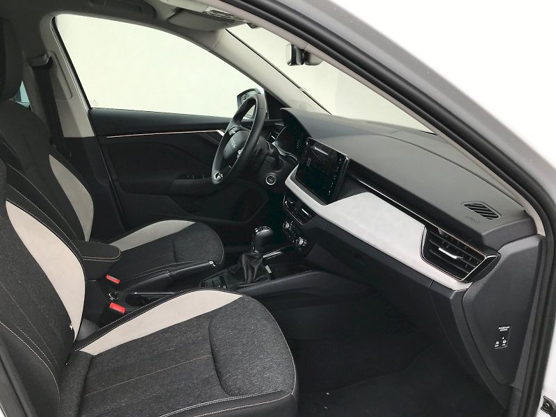 Škoda Kamiq (2025) SELEC TSI 85/1.0 A7F - fotka 13 z 29
