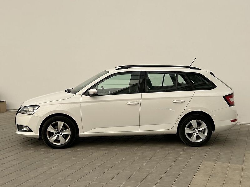 Škoda Fabia 1.0 TSI Ambition - fotka 3 z 27