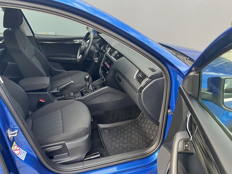 Škoda Octavia (2020) 1,6TDi 85kW STYLE - fotka 30 z 37