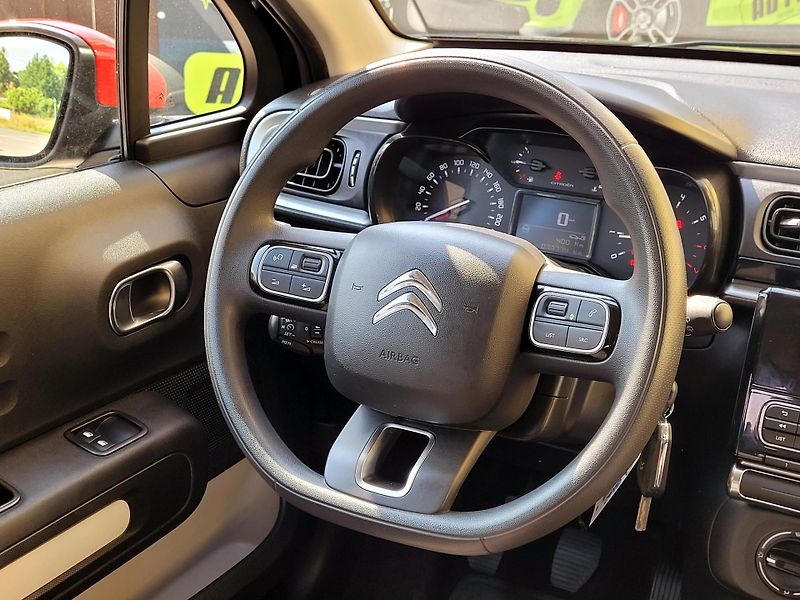 Citroën C3 1,2 110k Feel *SERV.KNIHA*   - fotka 29 z 44