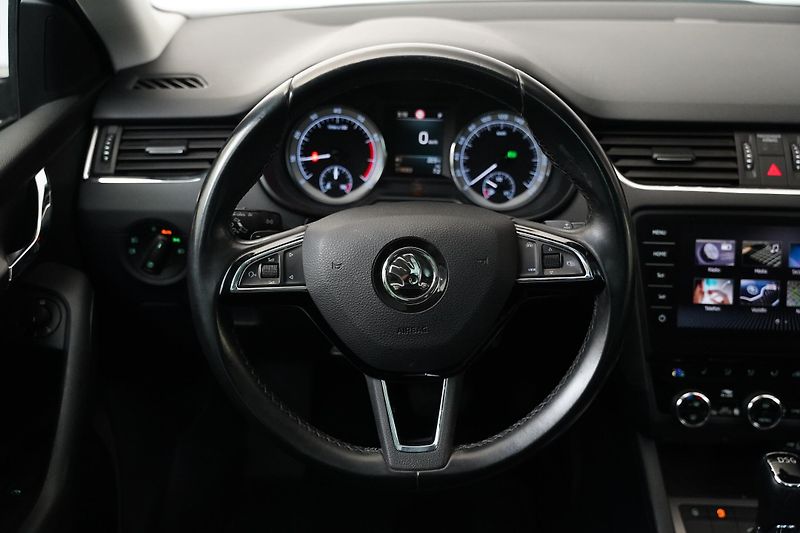 Škoda Octavia - fotka 18 z 28