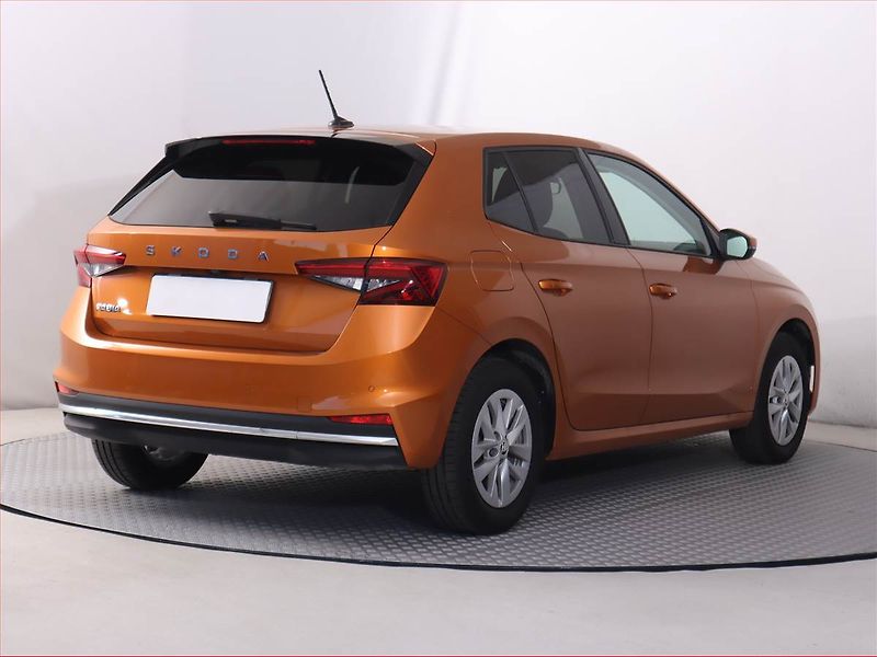 Škoda Fabia (2024) Selection 1.0 TSI, Serv.kniha - fotka 5 z 16