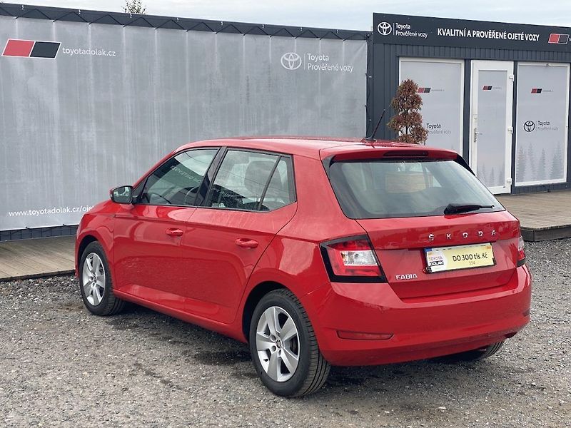 Škoda Fabia 1.0MPi, ČR, manual, 2x kola - fotka 4 z 16