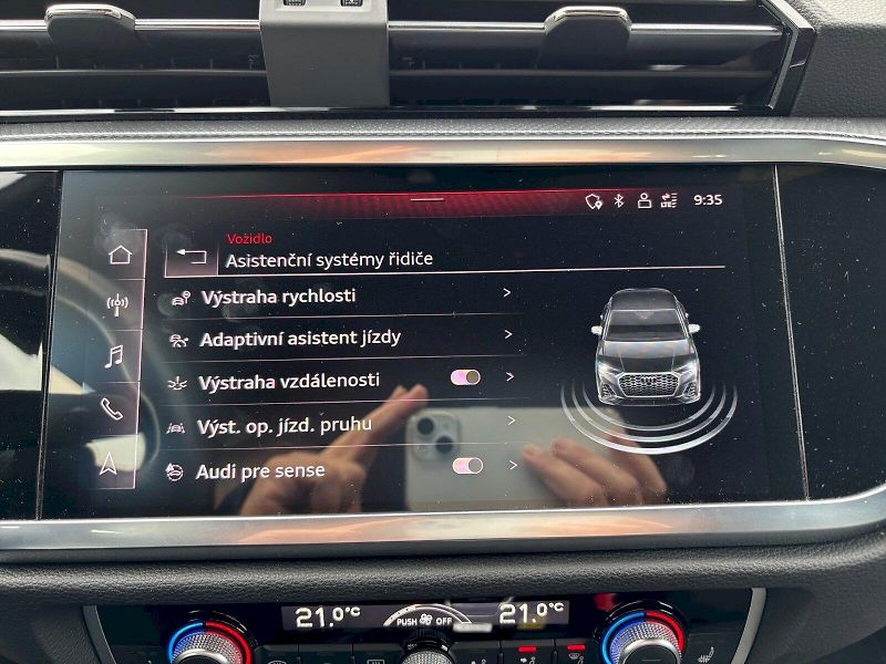 Audi Q3 (2021) Sportback S LINE 45 TFSI 180 K - fotka 7 z 28