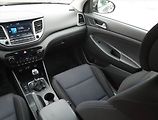 Hyundai Tucson (2016) 1.7 CRDi, Serv.kniha, Navi - náhled 8