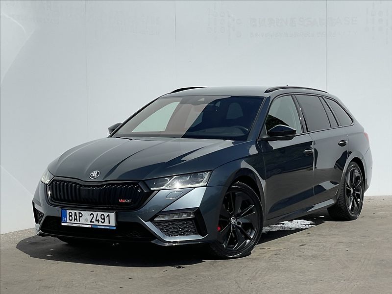 Škoda Octavia 2,0 TDI 4x4 DSG Combi RS TAŽNÉ - fotografie inzerátu