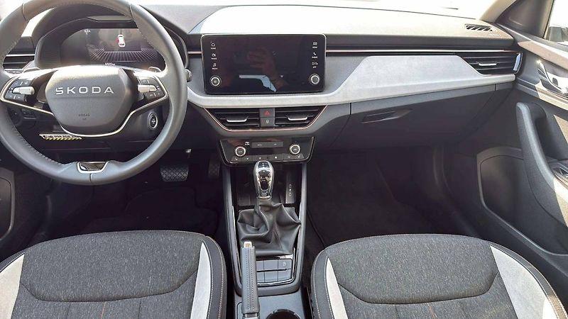 Škoda Kamiq Top Selection 1,0TSI 85kW DSG/ - fotka 16 z 24