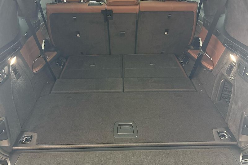 BMW X7 xDrive40d - fotka 13 z 14