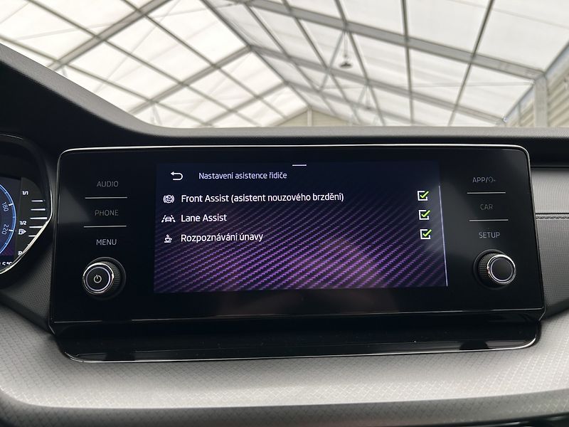 Škoda Octavia 1.5 TSI  Ambition   Plus - fotka 13 z 25