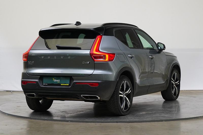 Volvo XC40 - fotka 2 z 27