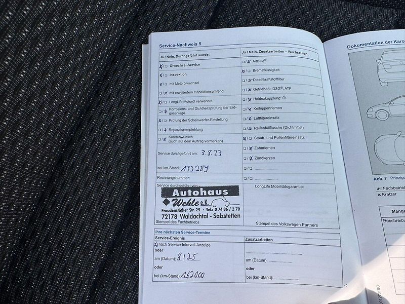Volkswagen Touran (2016) 7X 2,0 TDI 110 KW 2 MAJ TAŽNÉ - fotka 48 z 50