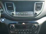 Hyundai Tucson (2018) 1.6 T-GDi, Passion, navi, - náhled 11
