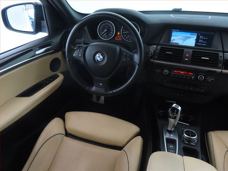 BMW X5 (2012) xDrive30d, 4X4, Automat, Kůže - fotka 7 z 15