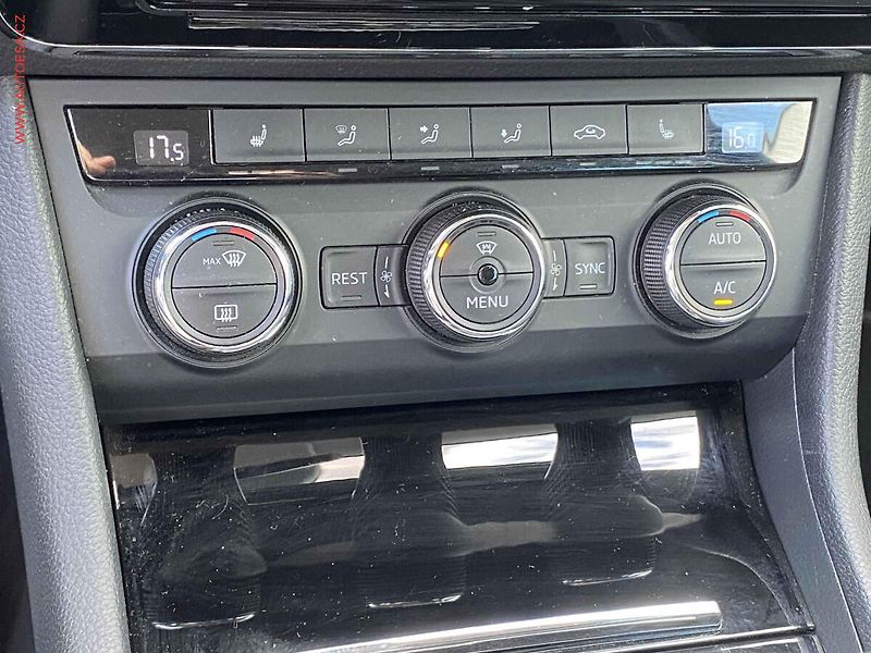 Škoda Superb (2016) 2.0 TDi, Style, bixen, kamera - fotka 15 z 17