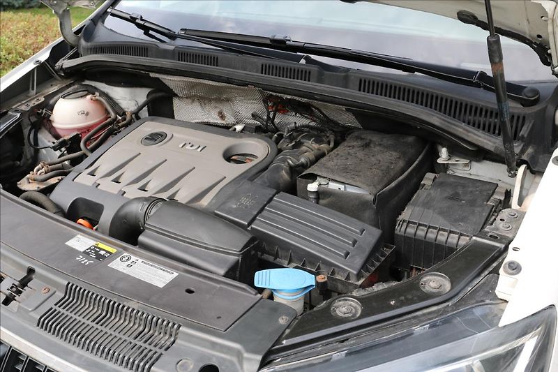 Seat Alhambra 2,0 103KW,AUTOMAT - fotka 52 z 55
