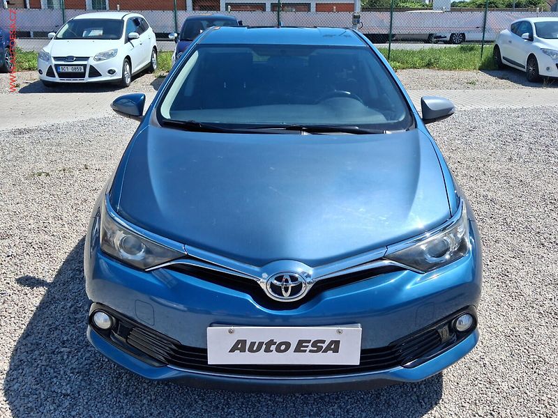 Toyota Auris (2017) 1.6i, 1.maj,ČR, AC, TZ, bixen - fotka 2 z 23