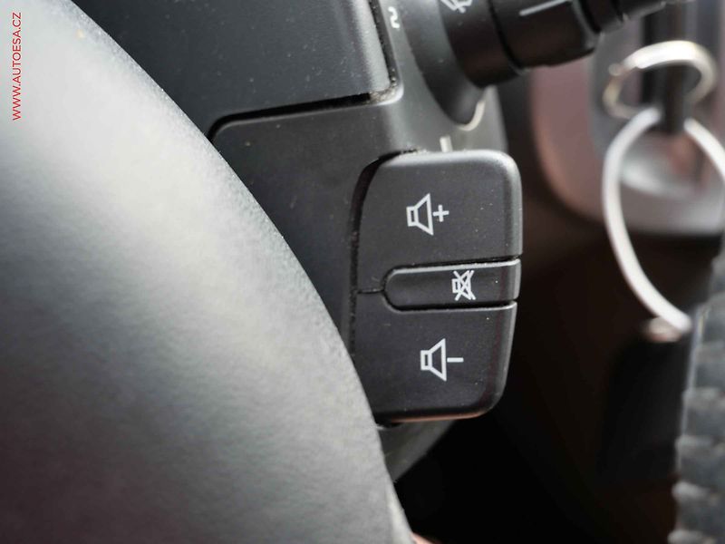 Renault Grand Scénic (2007) 1.5 dCi, AC, temp - fotka 16 z 19