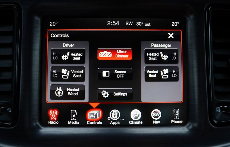 Dodge Challenger 5.7L V8 Hemi/Shaker/kůže/375 P - fotka 39 z 41
