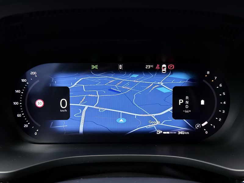 Volvo XC60 B5 AWD PLUS DARK +komplety kol - fotka 29 z 49