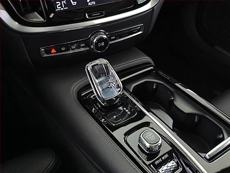Volvo V60 (2020) T8 Twing Engine - fotka 13 z 23