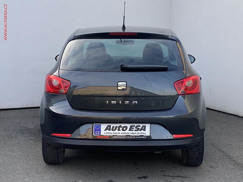 Seat Ibiza (2012) 1.4i, Copa, tempo - fotka 5 z 16