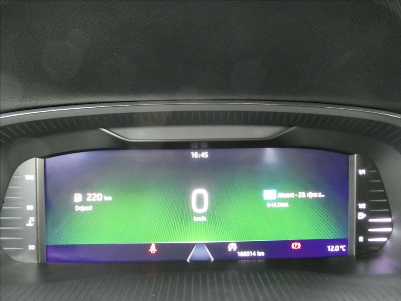 Škoda Octavia 2,0 TDi 110kW serviska,ČR,DPH - fotka 40 z 46