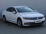 Volkswagen Passat (2018) 2.0TDi, 2.maj,ČR, R-Line, DSG - náhled 1