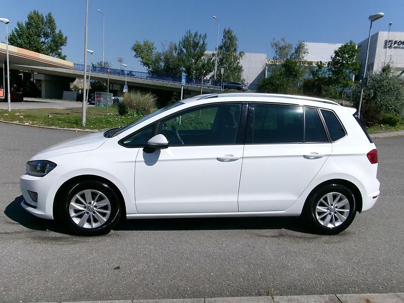 Volkswagen Golf Sportsvan 1.2 TSi KOUPENO ČR,1.MAJITEL - fotka 2 z 14